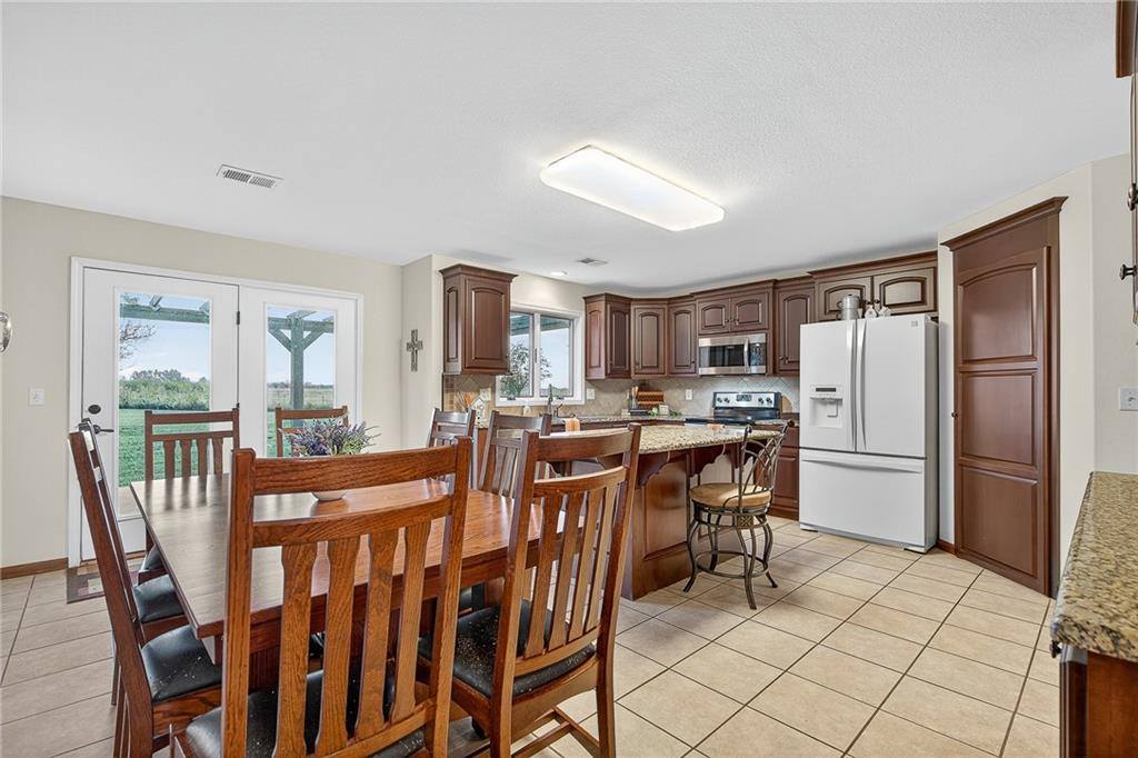 9005 NW State Route 52 N/A, Amoret, MO 64722