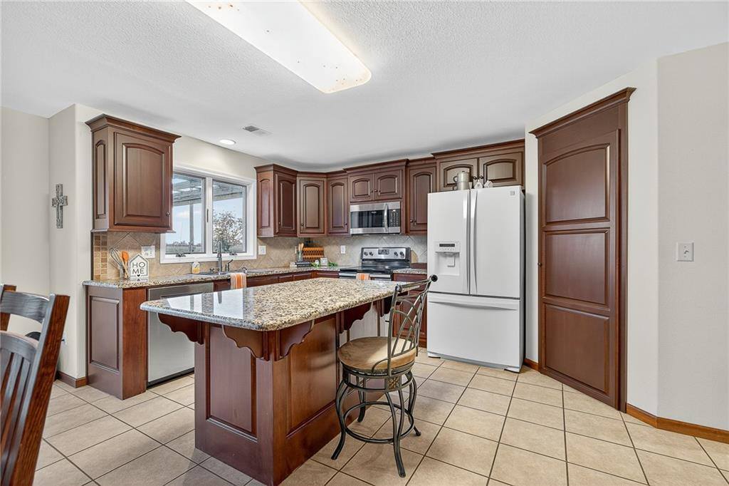 9005 NW State Route 52 N/A, Amoret, MO 64722