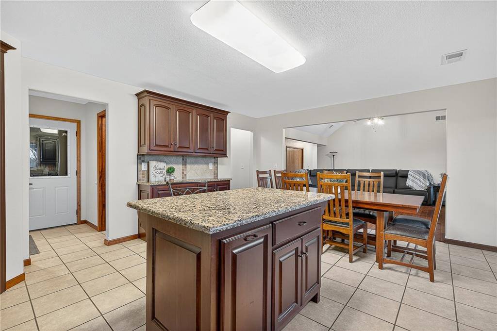 9005 NW State Route 52 N/A, Amoret, MO 64722