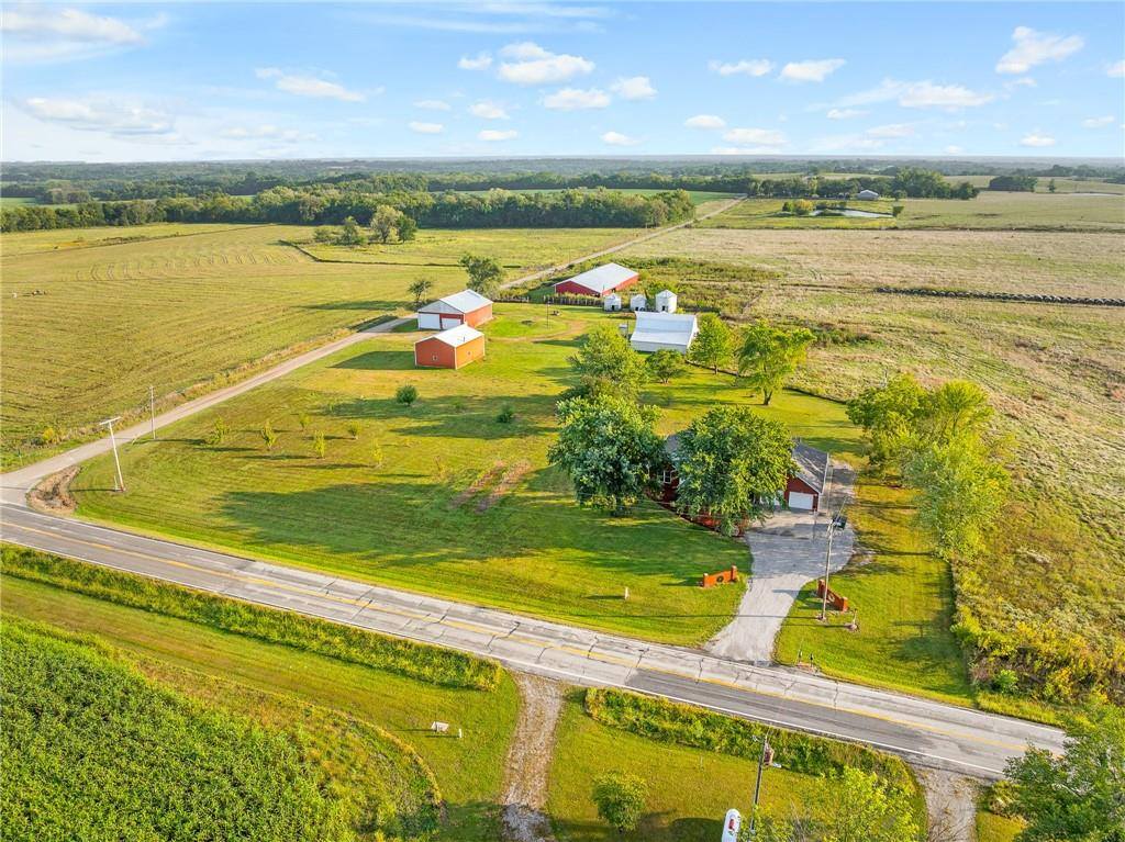 9005 NW State Route 52 N/A, Amoret, MO 64722