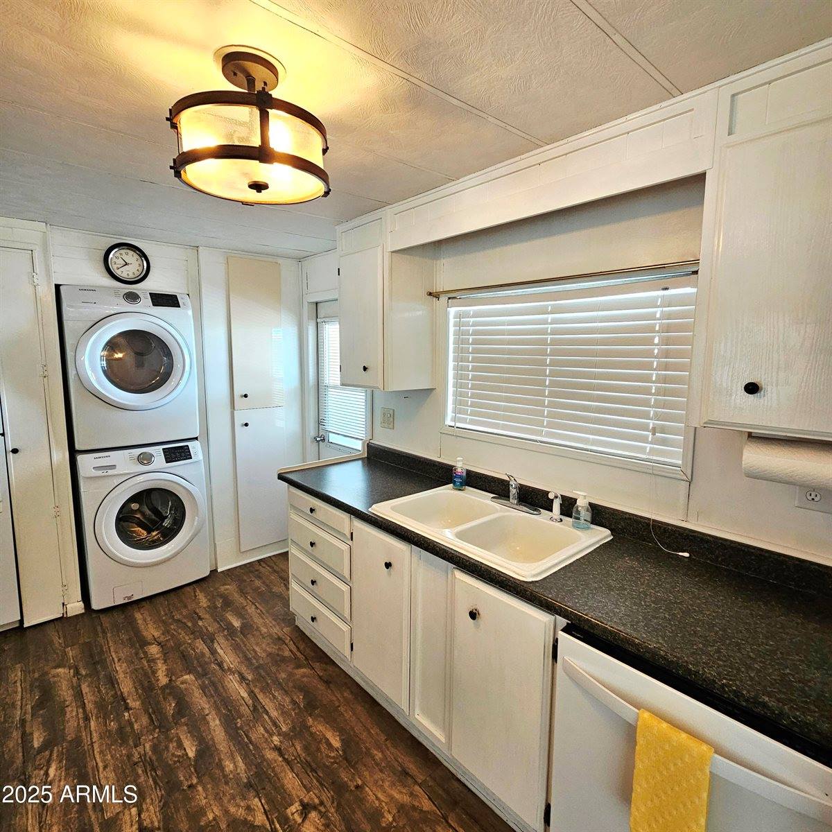 5512 East Arbor Avenue, Mesa, AZ 85206