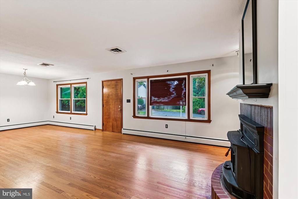 18 Austin Road, Reisterstown, MD 21136