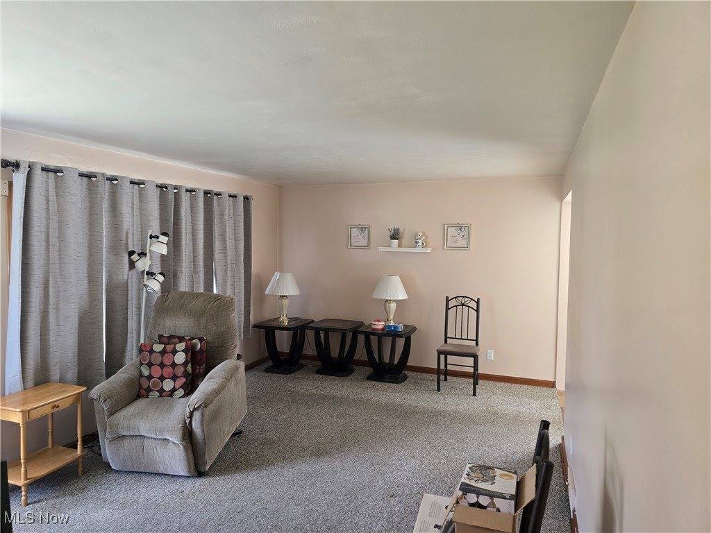 2370 Chaney Circle, Youngstown, OH 44509