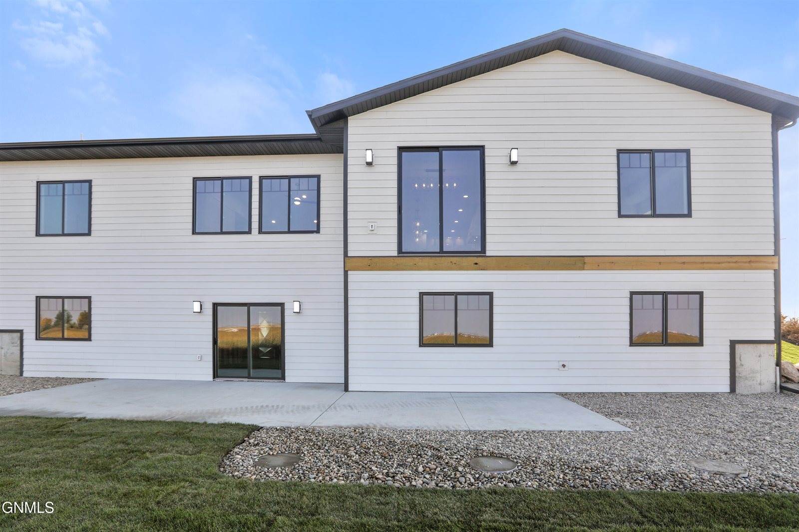 3103 44th Avenue West, Williston, ND 58801