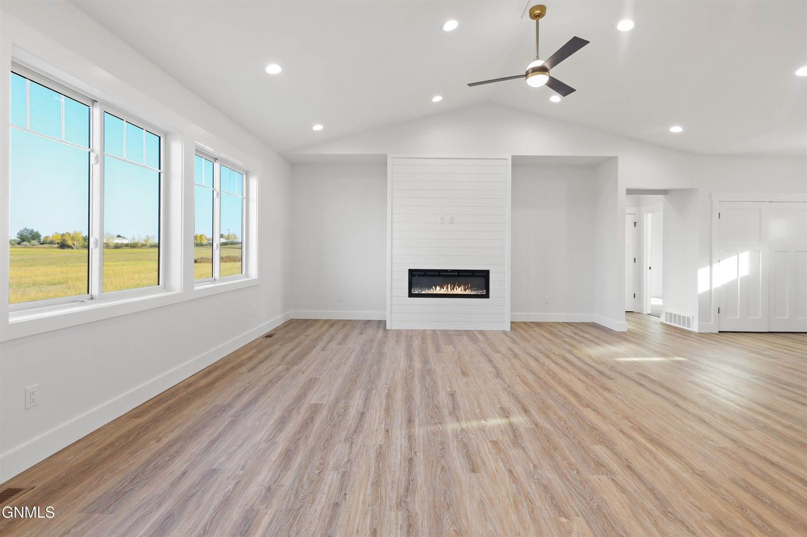 3103 44th Avenue West, Williston, ND 58801