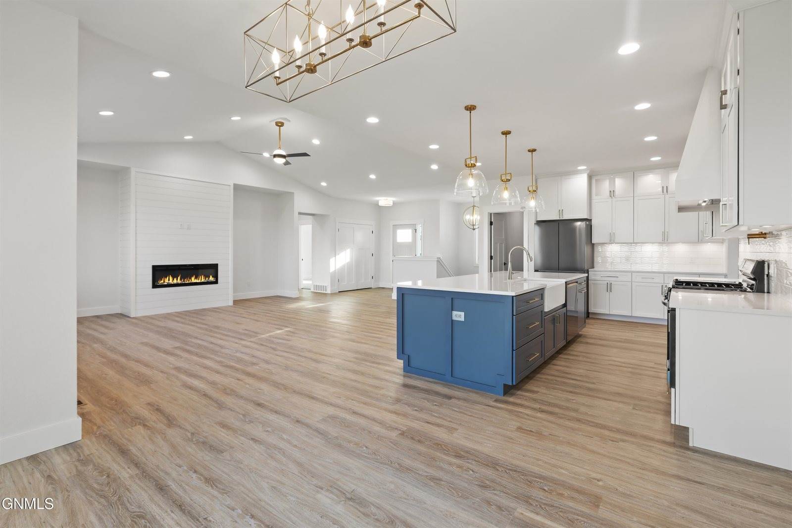 3103 44th Avenue West, Williston, ND 58801