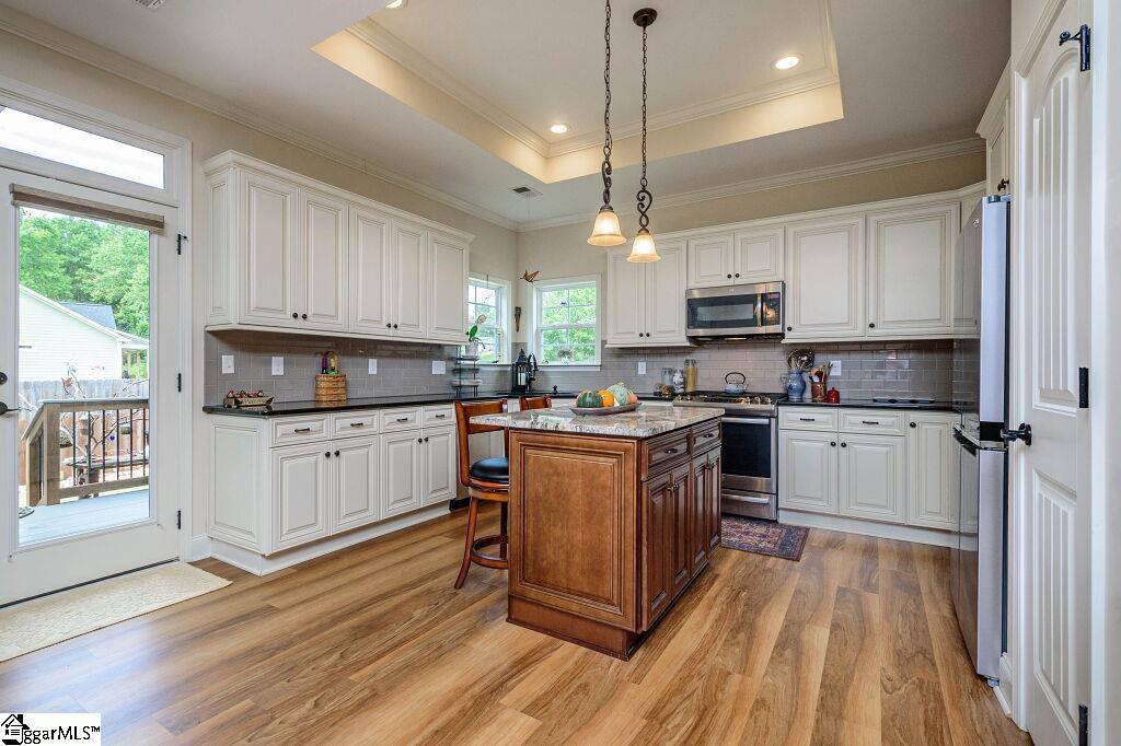 186 Page Creek, Landrum, SC 29356