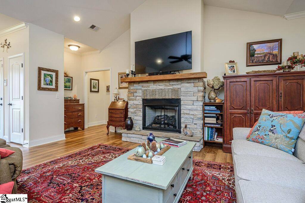 186 Page Creek, Landrum, SC 29356
