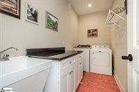 186 Page Creek, Landrum, SC 29356