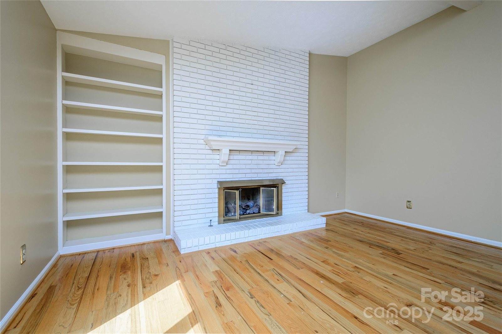 32 West Fairway Drive, Etowah, NC 28729
