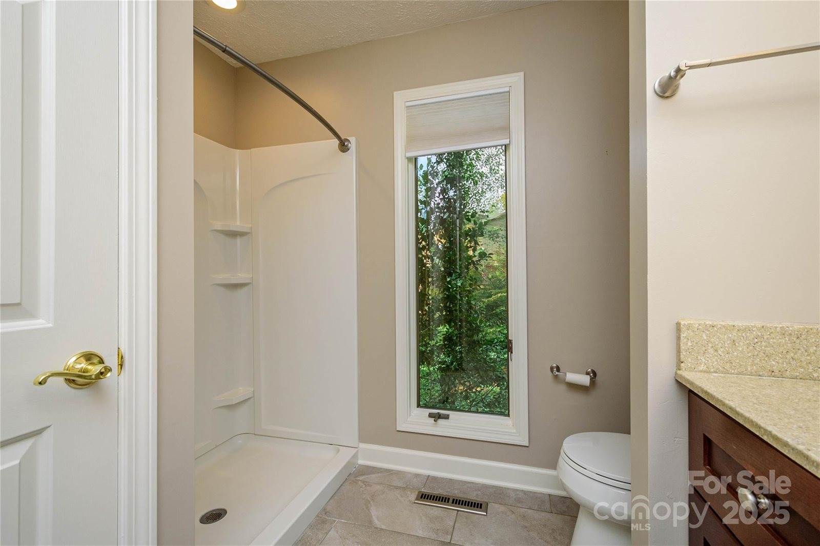 32 West Fairway Drive, Etowah, NC 28729