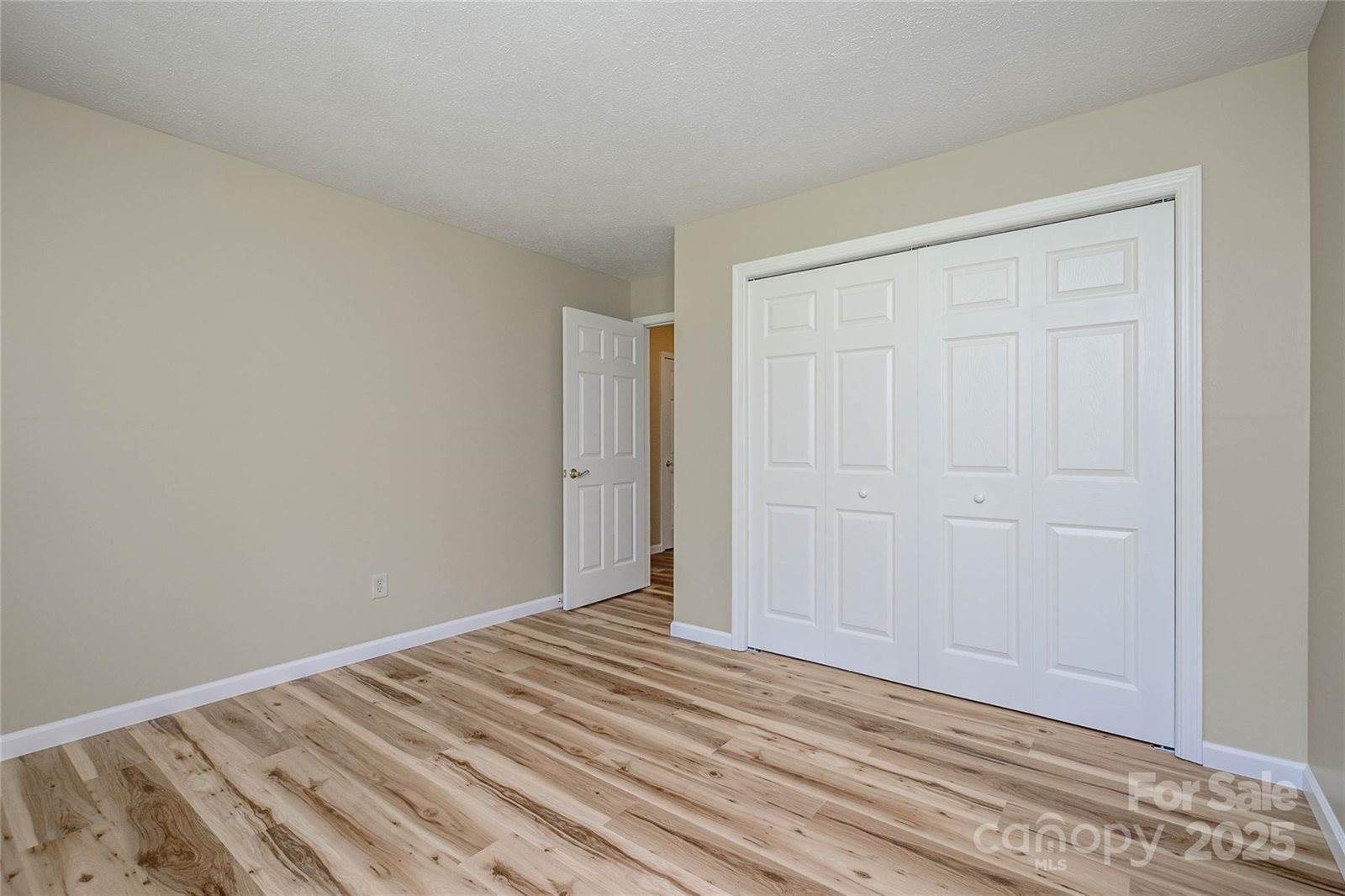 32 West Fairway Drive, Etowah, NC 28729
