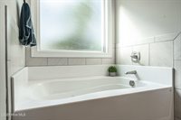 160 Courtland Circle, Moore County, NC 27281