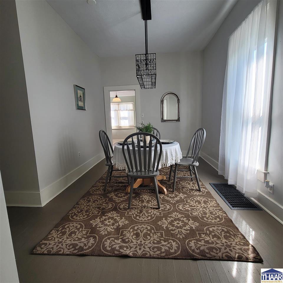 2033 North 11th, Terre Haute, IN 47804