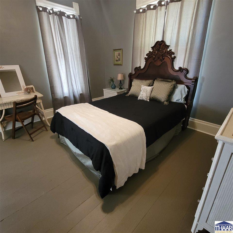 2033 North 11th, Terre Haute, IN 47804