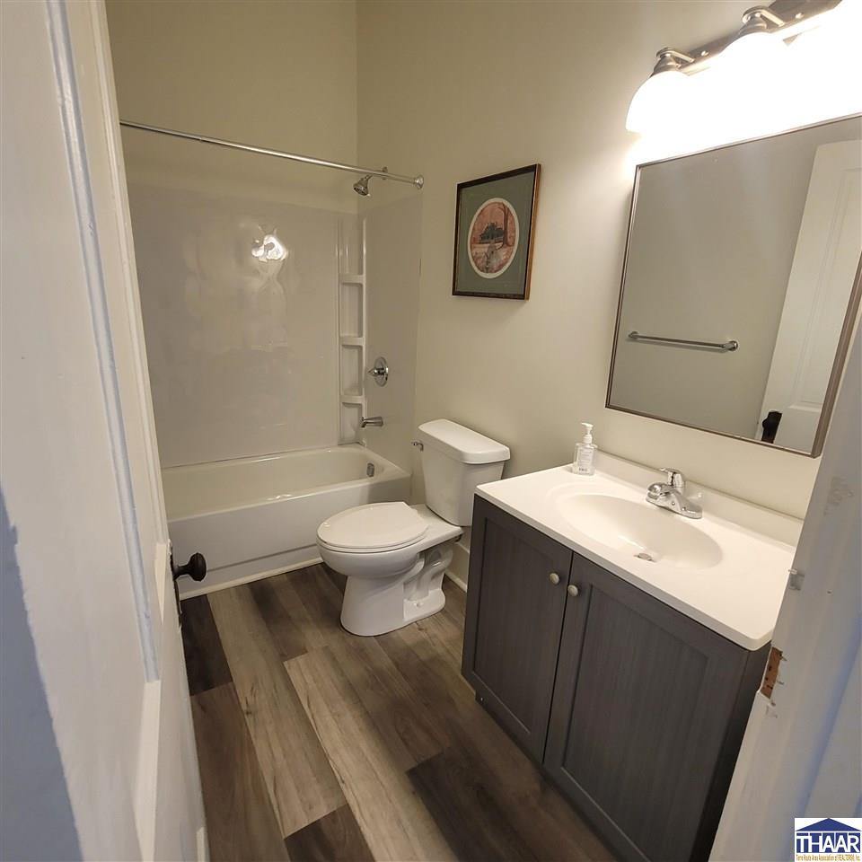 2033 North 11th, Terre Haute, IN 47804