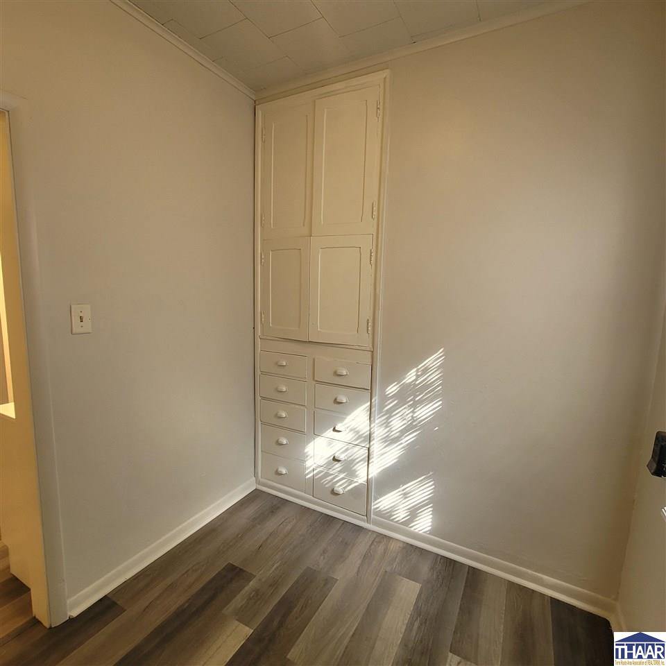 2033 North 11th, Terre Haute, IN 47804