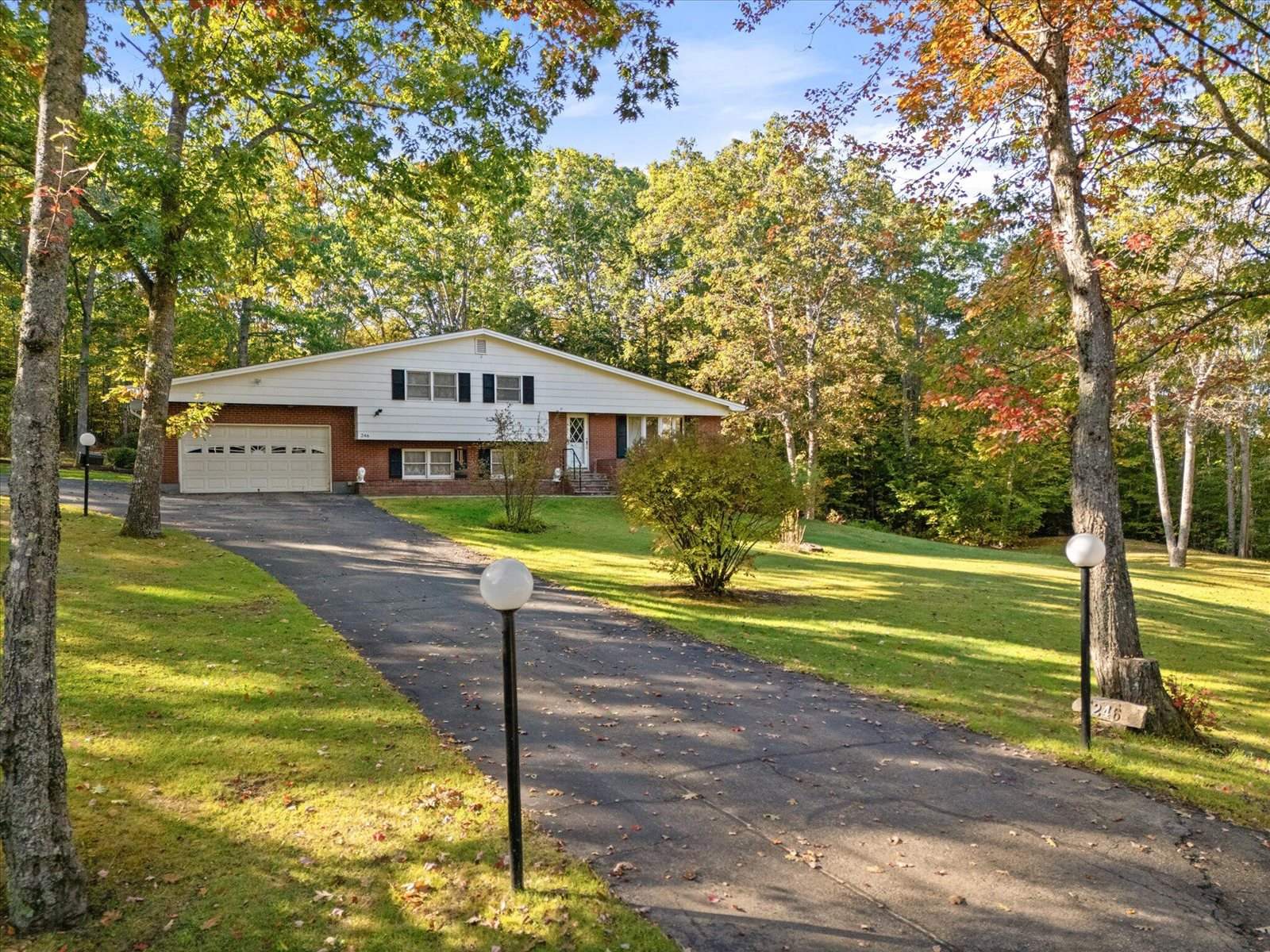 246 Plymouth Road, Carmel, ME 04419