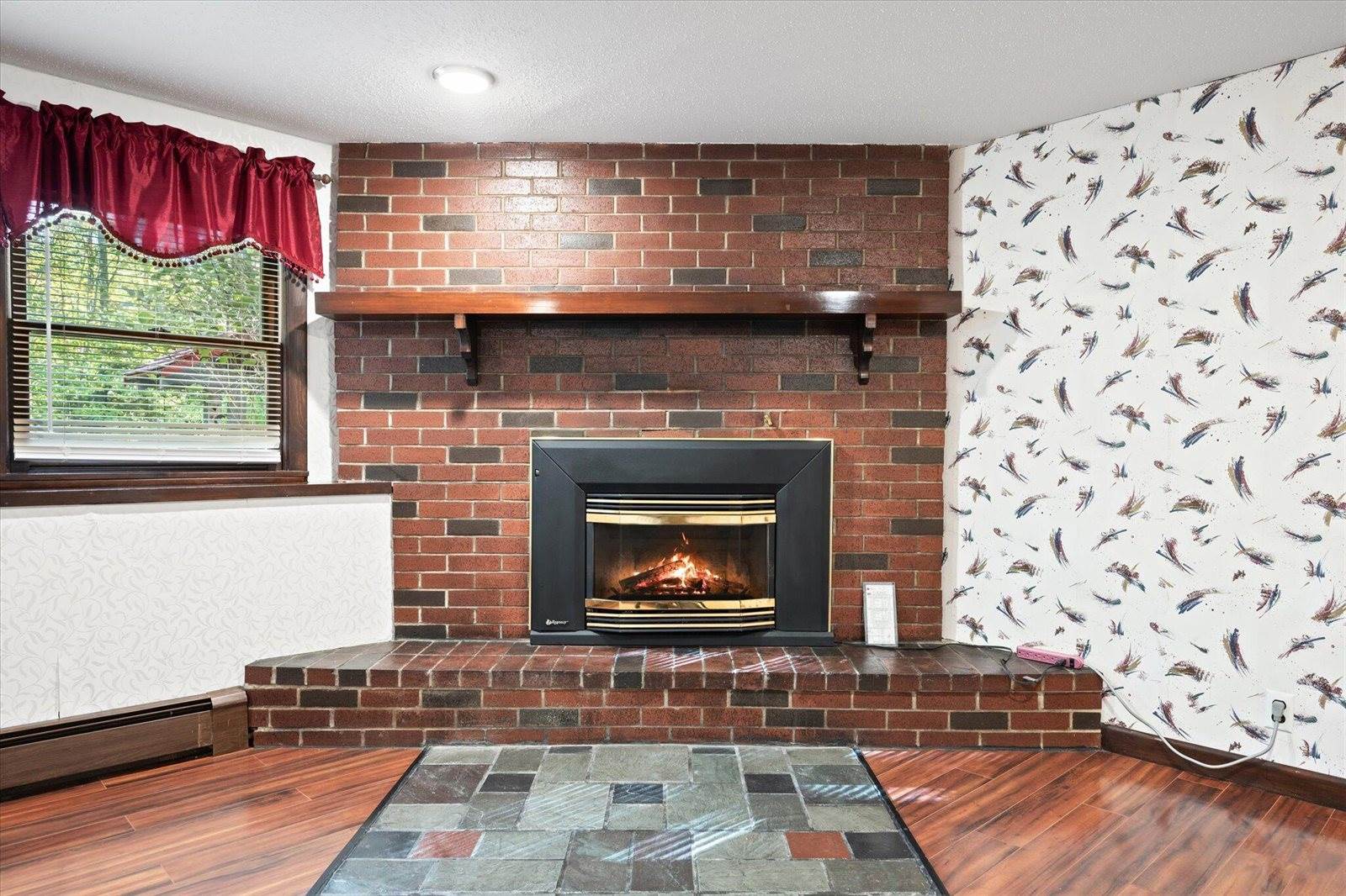 246 Plymouth Road, Carmel, ME 04419