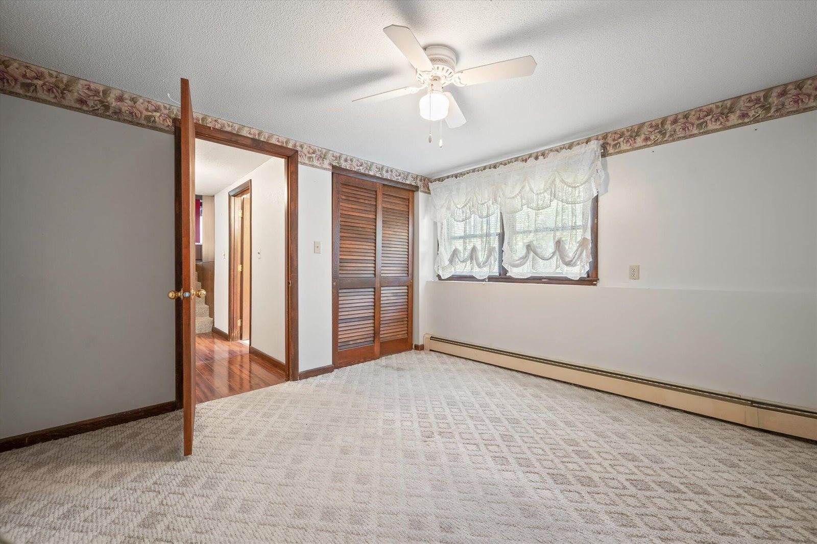 246 Plymouth Road, Carmel, ME 04419