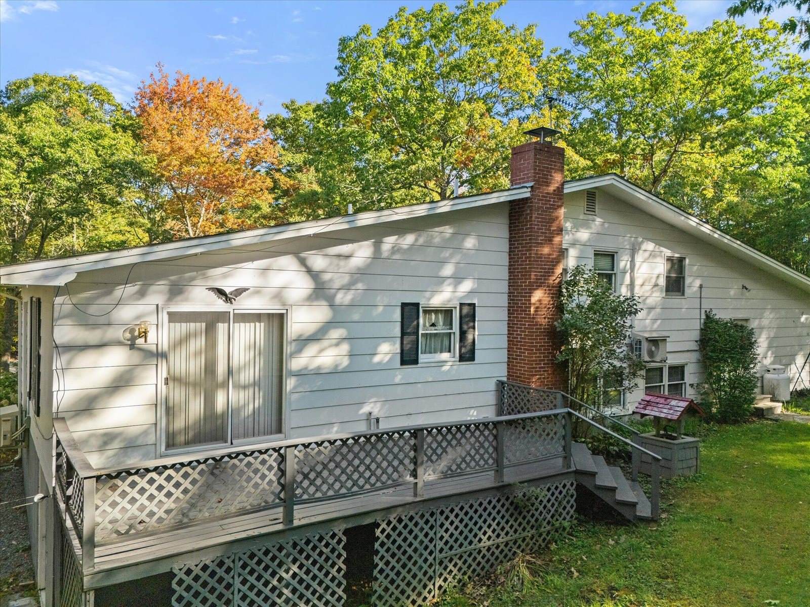 246 Plymouth Road, Carmel, ME 04419