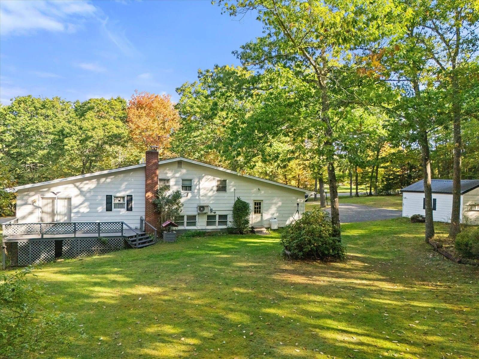 246 Plymouth Road, Carmel, ME 04419