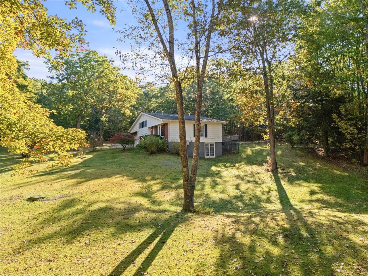 246 Plymouth Road, Carmel, ME 04419