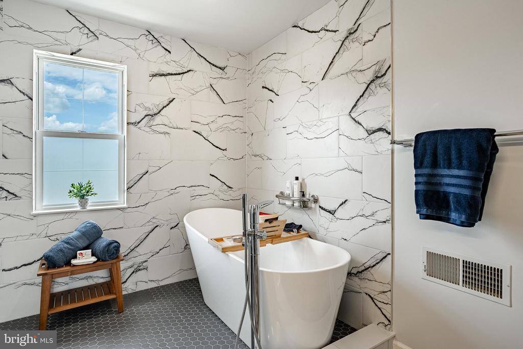 174 Blackwood Lane, Douglassville, PA 19518