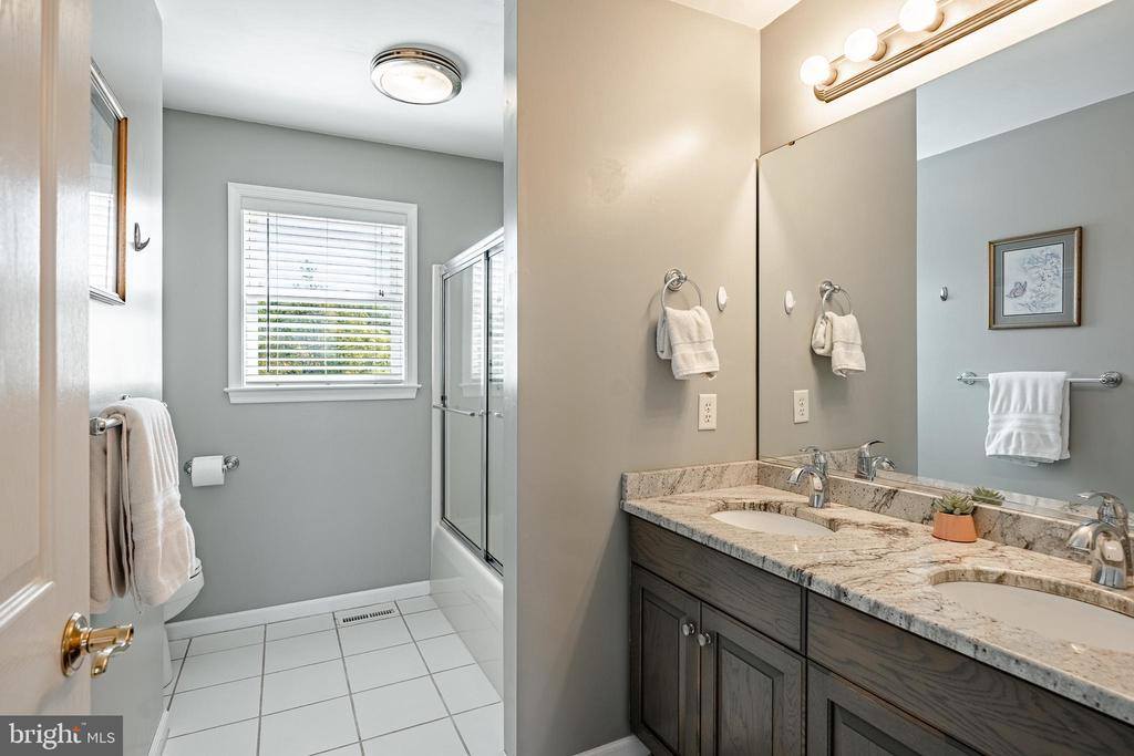 174 Blackwood Lane, Douglassville, PA 19518