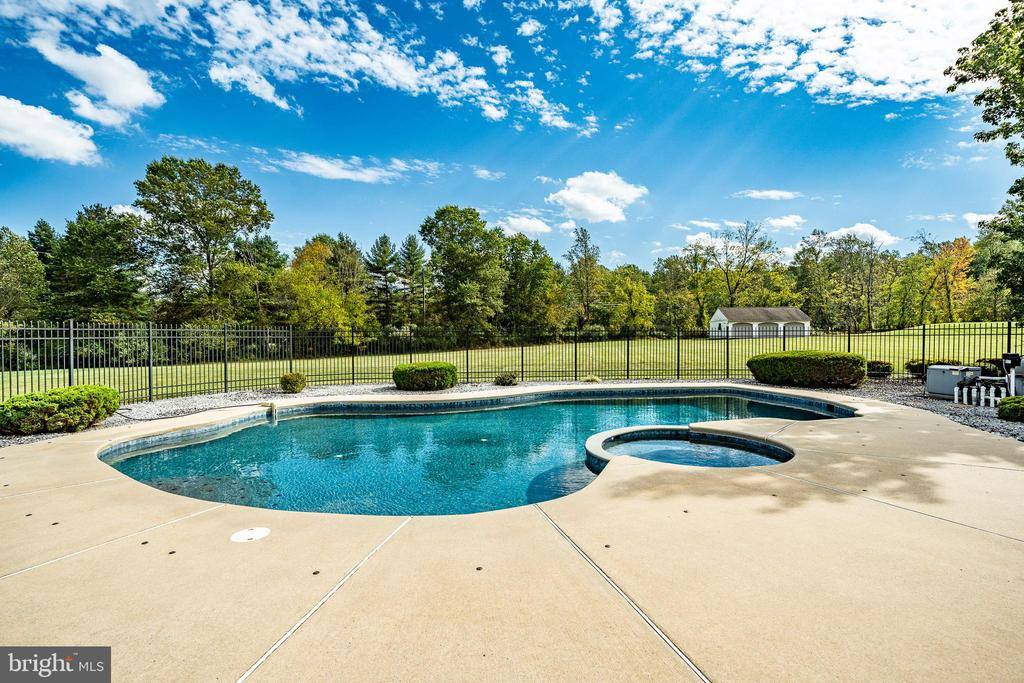 174 Blackwood Lane, Douglassville, PA 19518