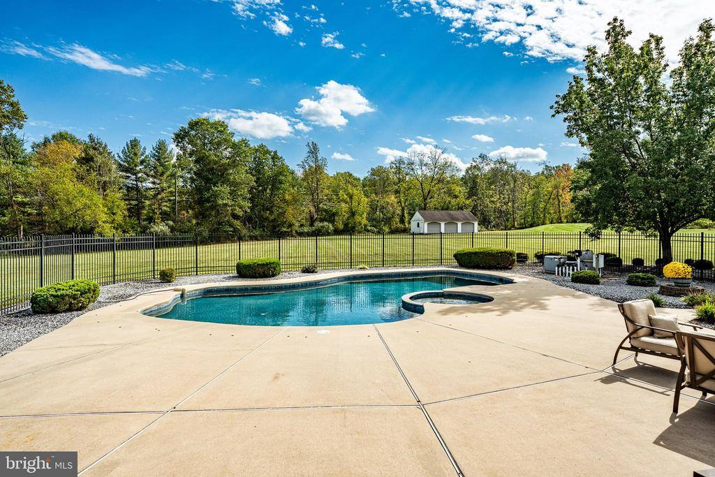 174 Blackwood Lane, Douglassville, PA 19518