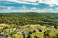 174 Blackwood Lane, Douglassville, PA 19518