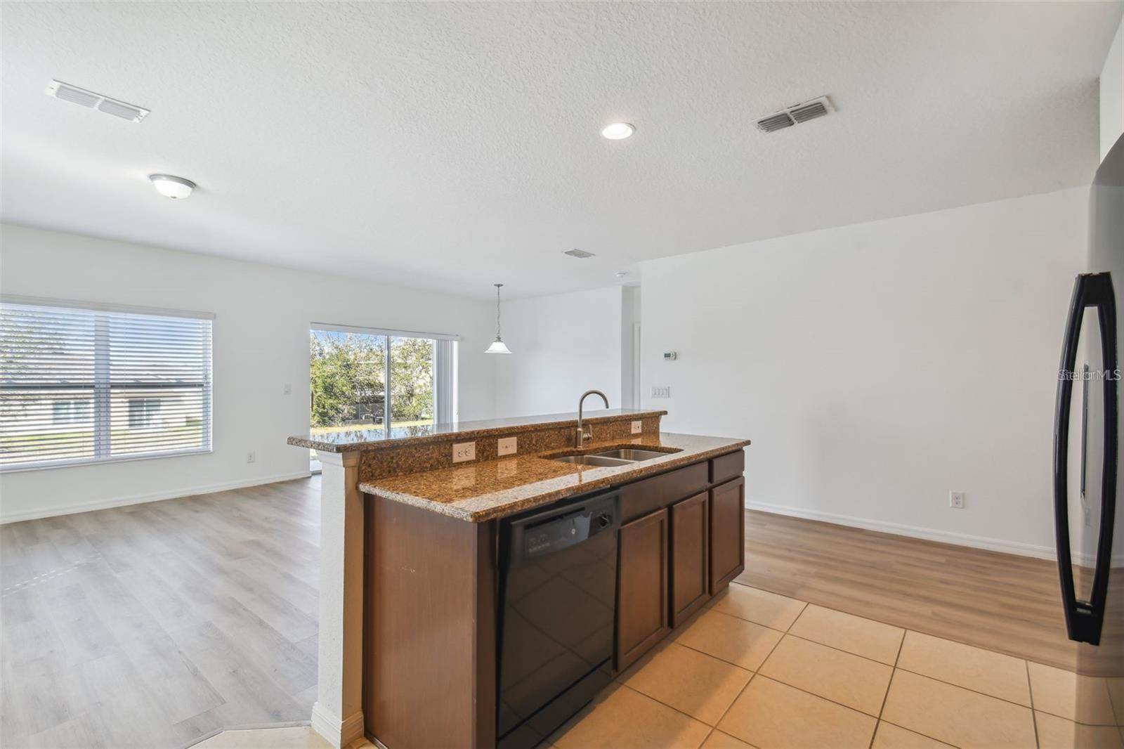 129 Williamson Drive, Davenport, FL 33897