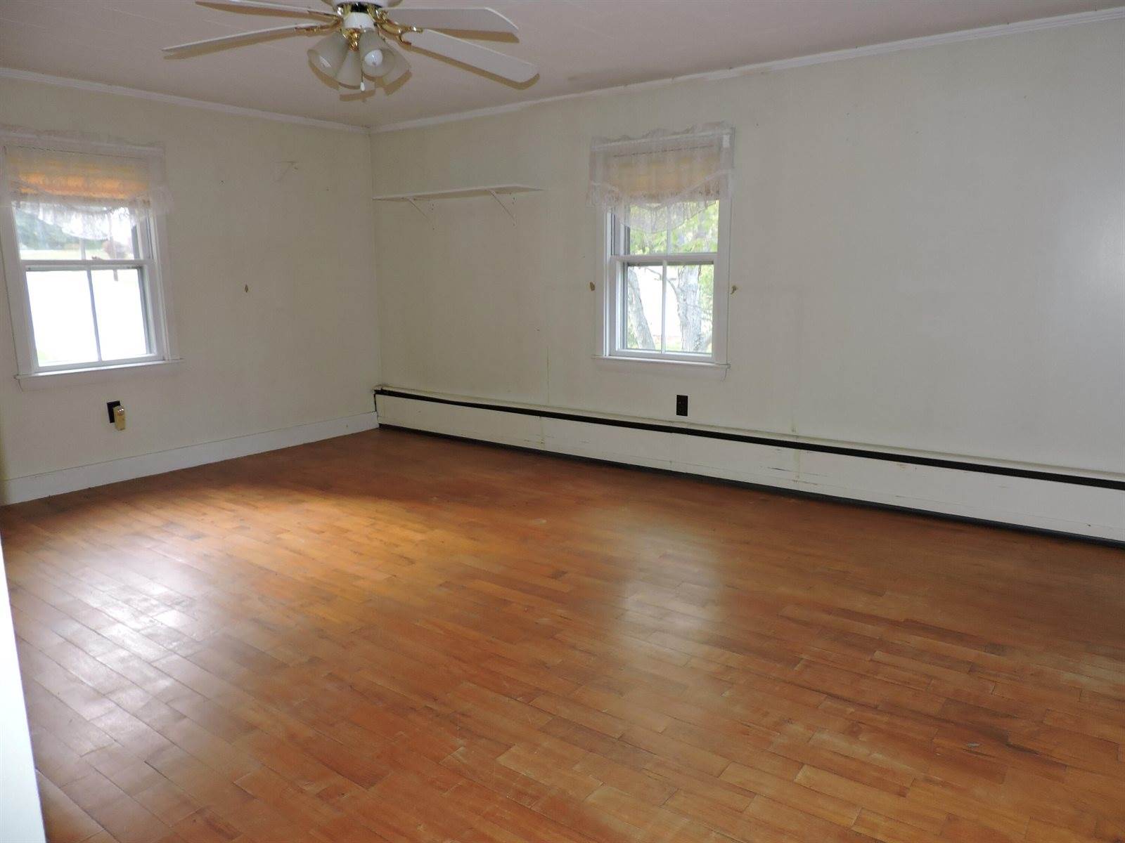 6 Murdock Street, Augusta, ME 04330