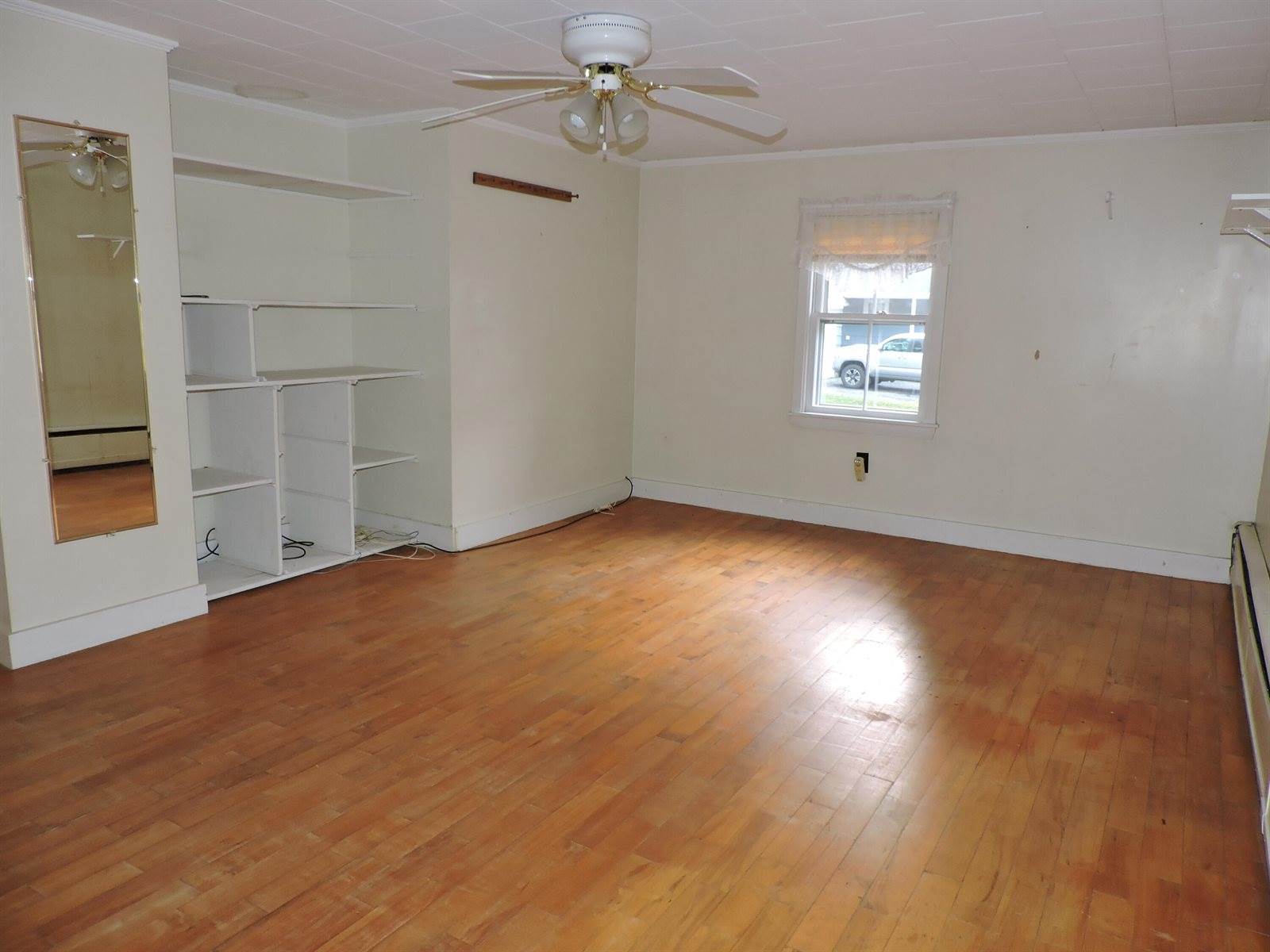 6 Murdock Street, Augusta, ME 04330