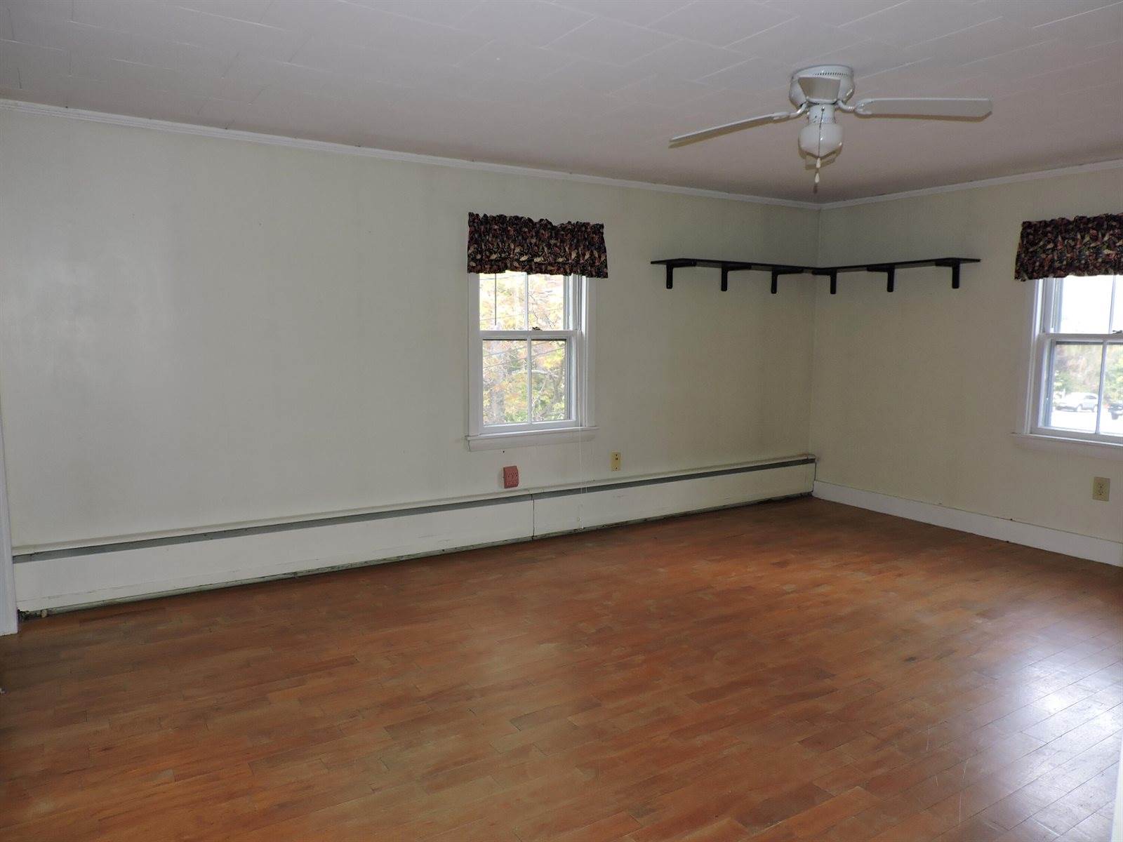 6 Murdock Street, Augusta, ME 04330