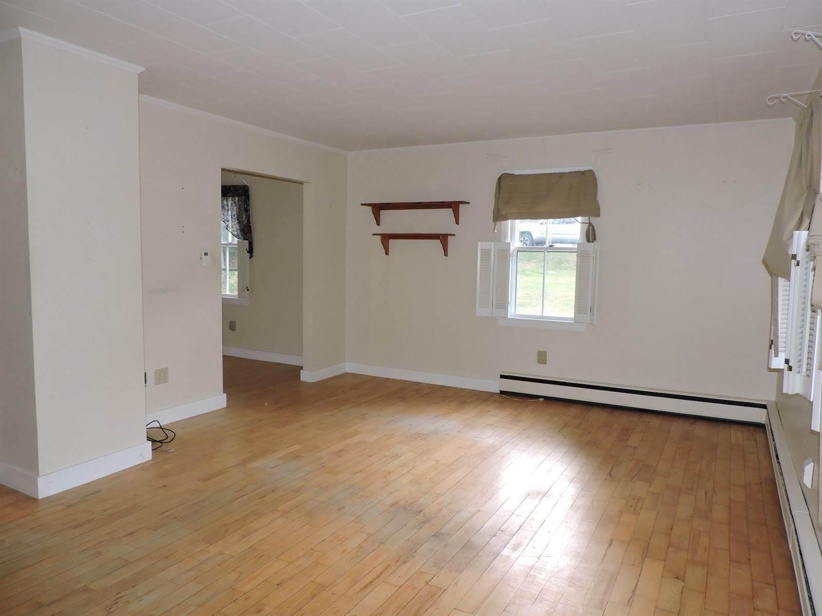 6 Murdock Street, Augusta, ME 04330