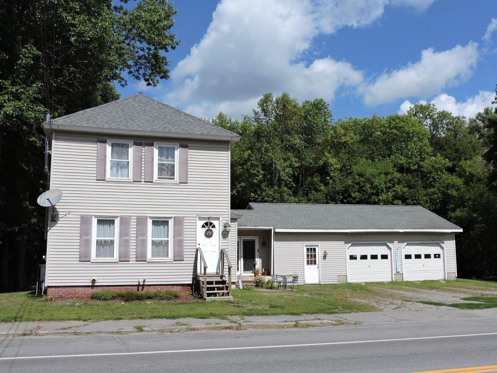 17 Baker Street, Clinton, ME 04927