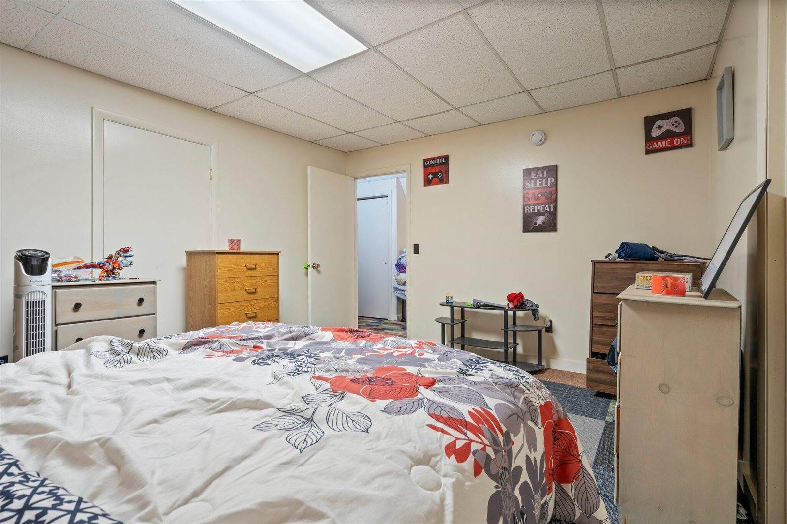 673 Main Road North, Hampden, ME 04444