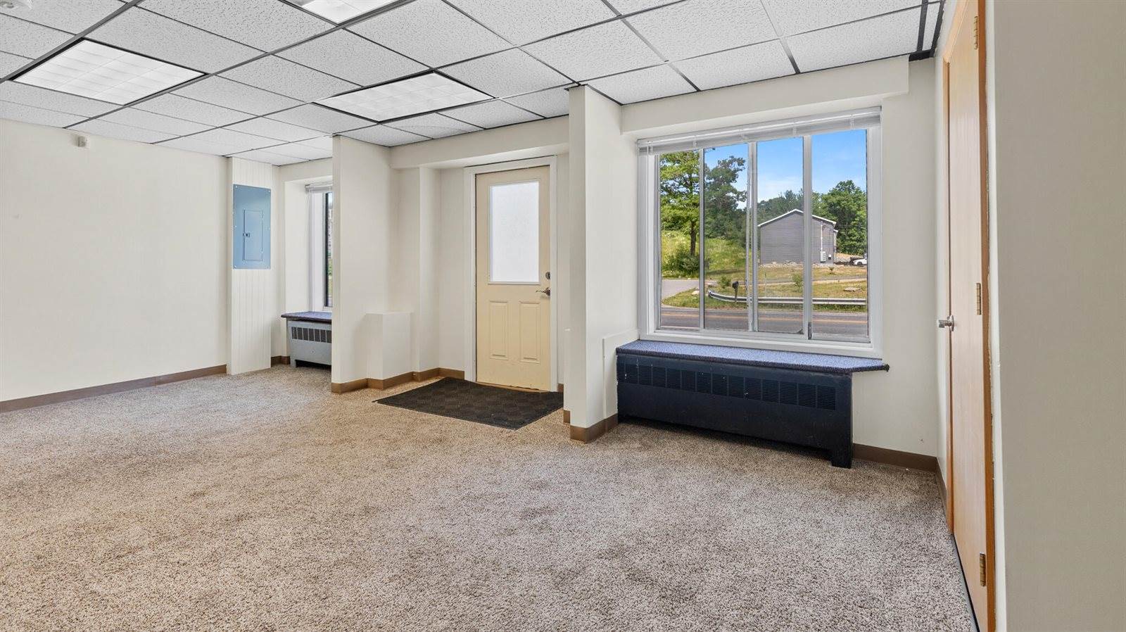 673 Main Road North, Hampden, ME 04444