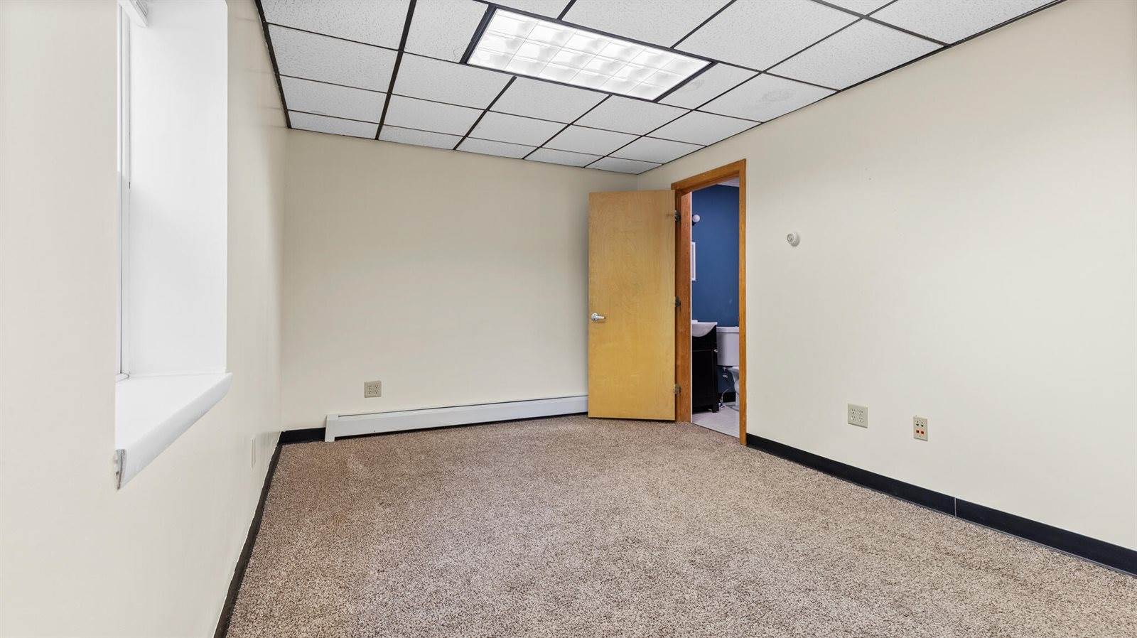 673 Main Road North, Hampden, ME 04444