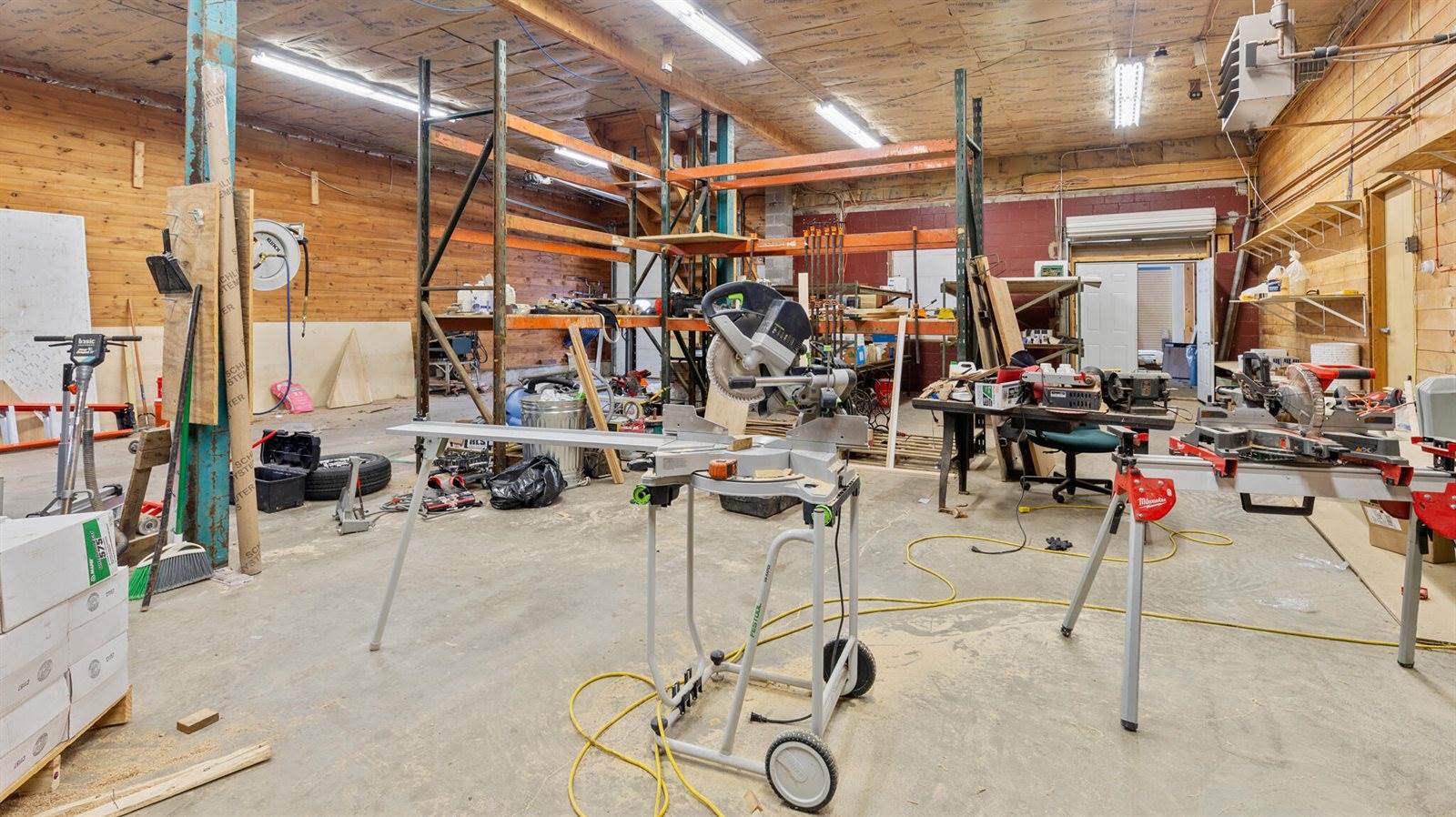 673 Main Road North, Hampden, ME 04444