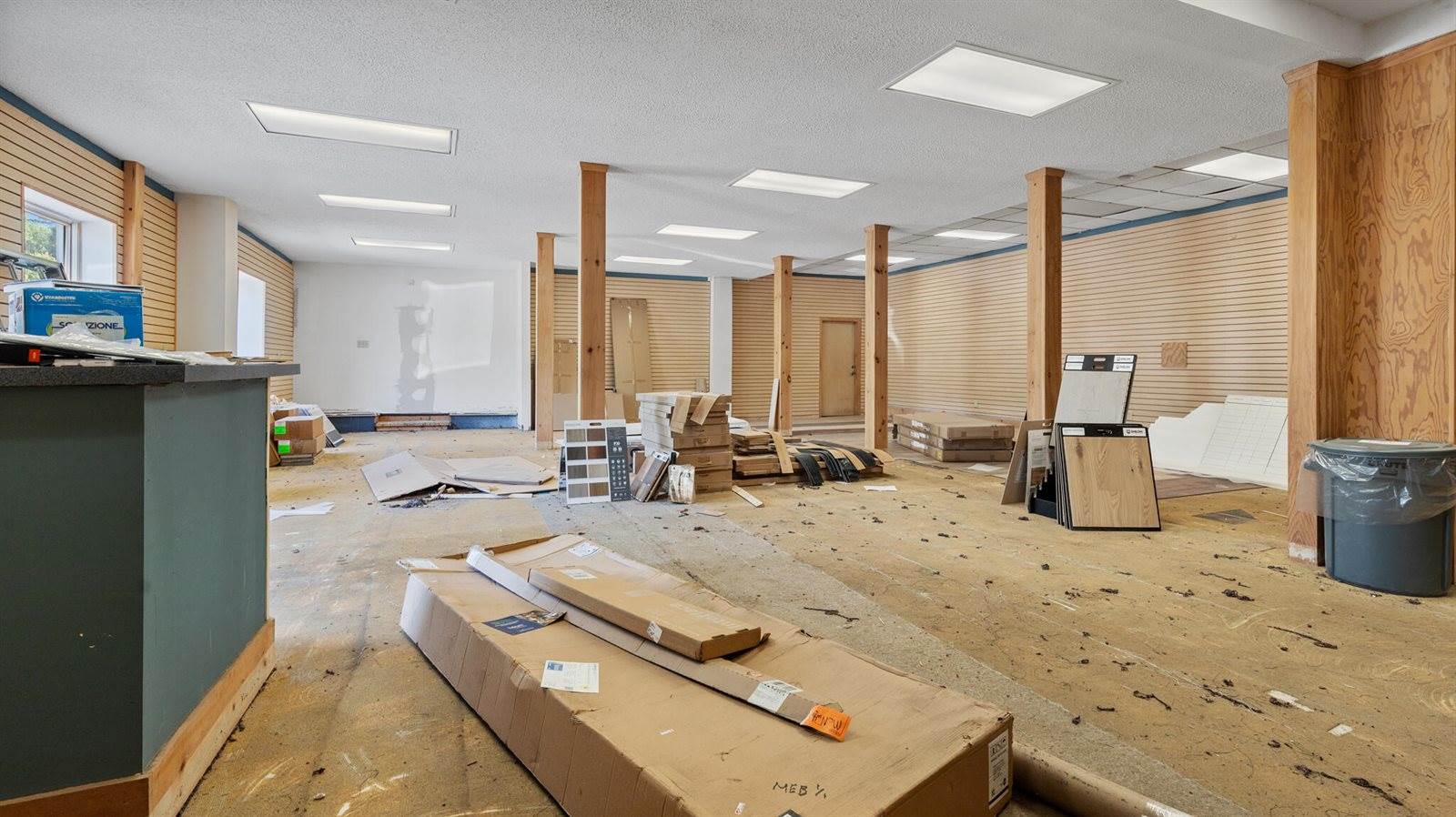 673 Main Road North, Hampden, ME 04444