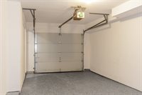 95 Tennis Plaza Rd, Dracut, MA 01826