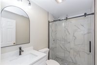 95 Tennis Plaza Rd, Dracut, MA 01826