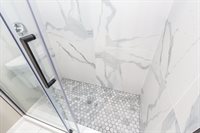 95 Tennis Plaza Rd, Dracut, MA 01826