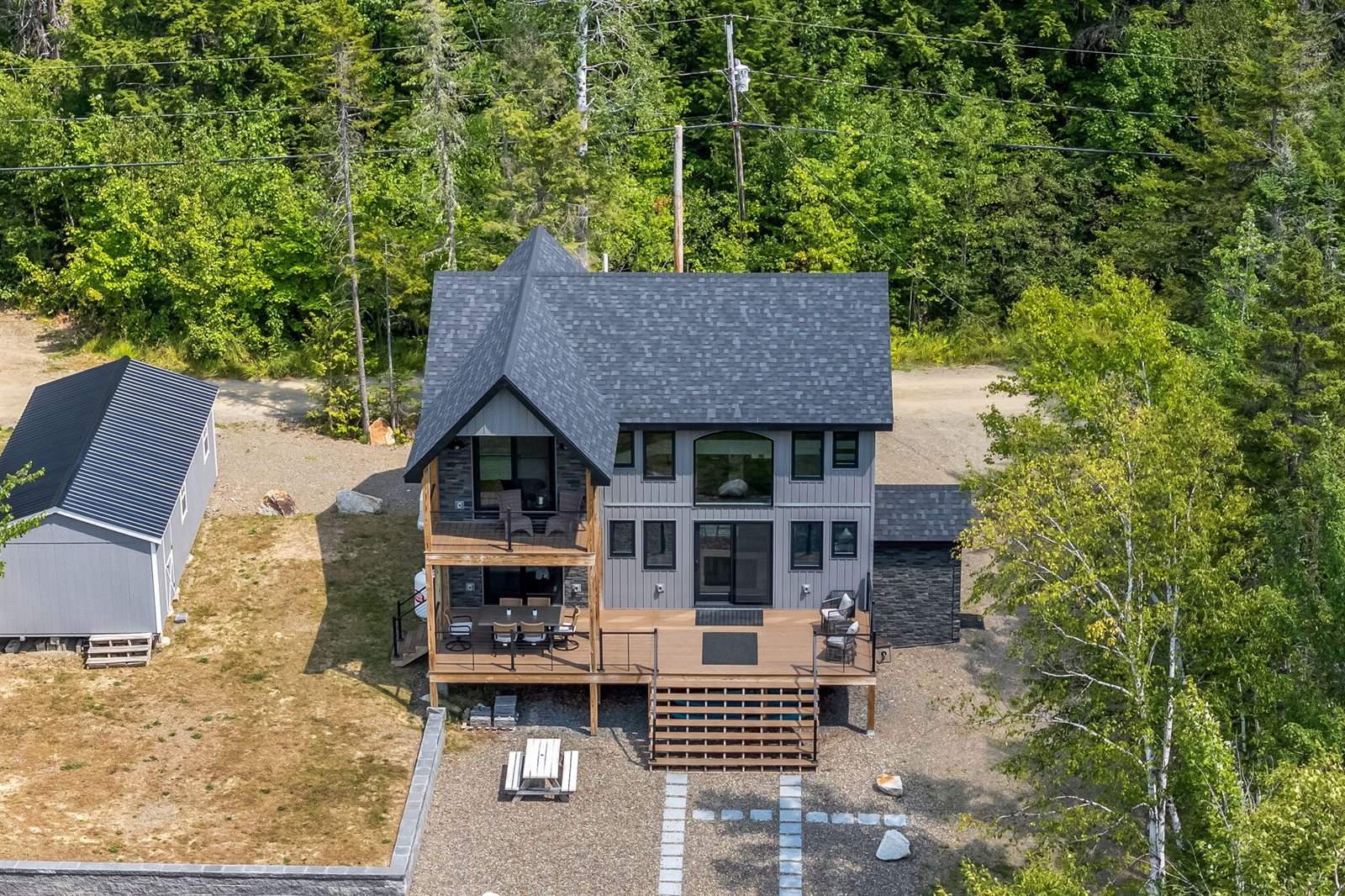 39 Pratt Lane, Danforth, ME 04424