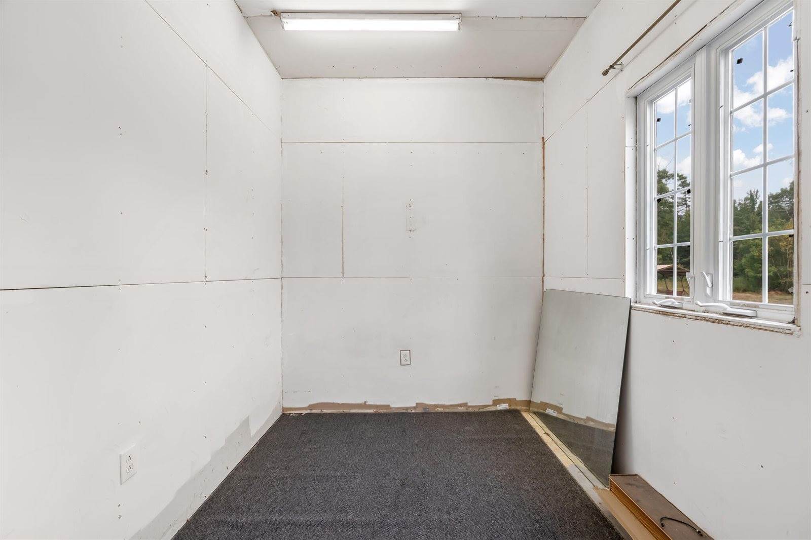 42 Lagrange Road, Howland, ME 04448