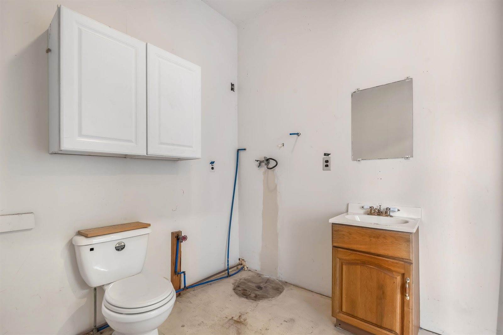 42 Lagrange Road, Howland, ME 04448