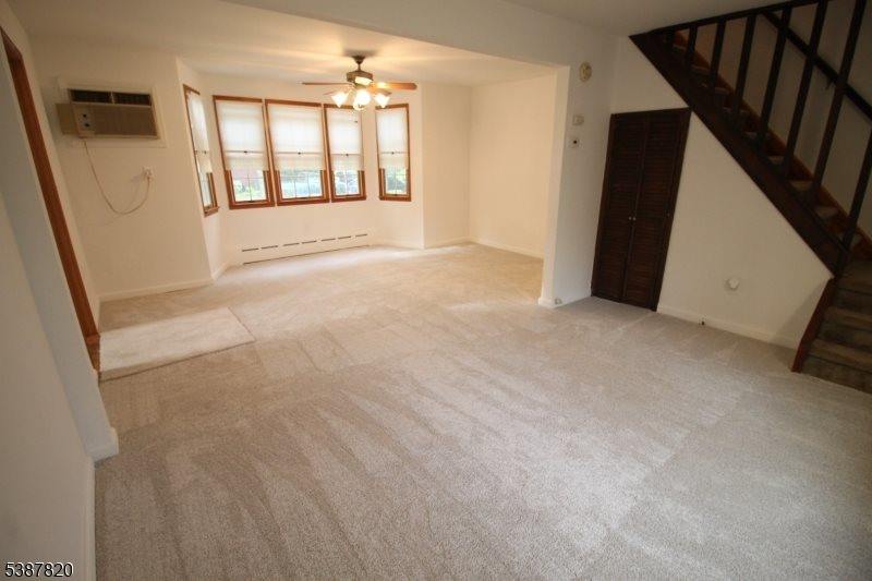 89 Pearl St, Bridgewater Township, NJ 08807